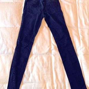 (SOLD) Women’s Diesel Super Skinny Jeans